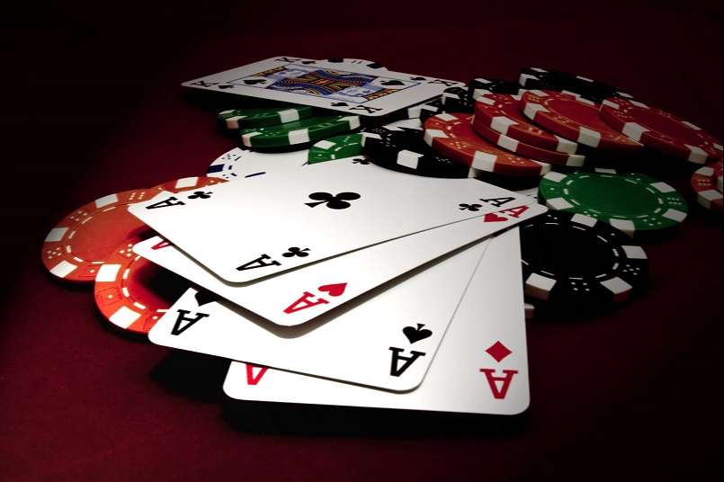 Poker là một tựa game đánh bạc rất được yêu thích